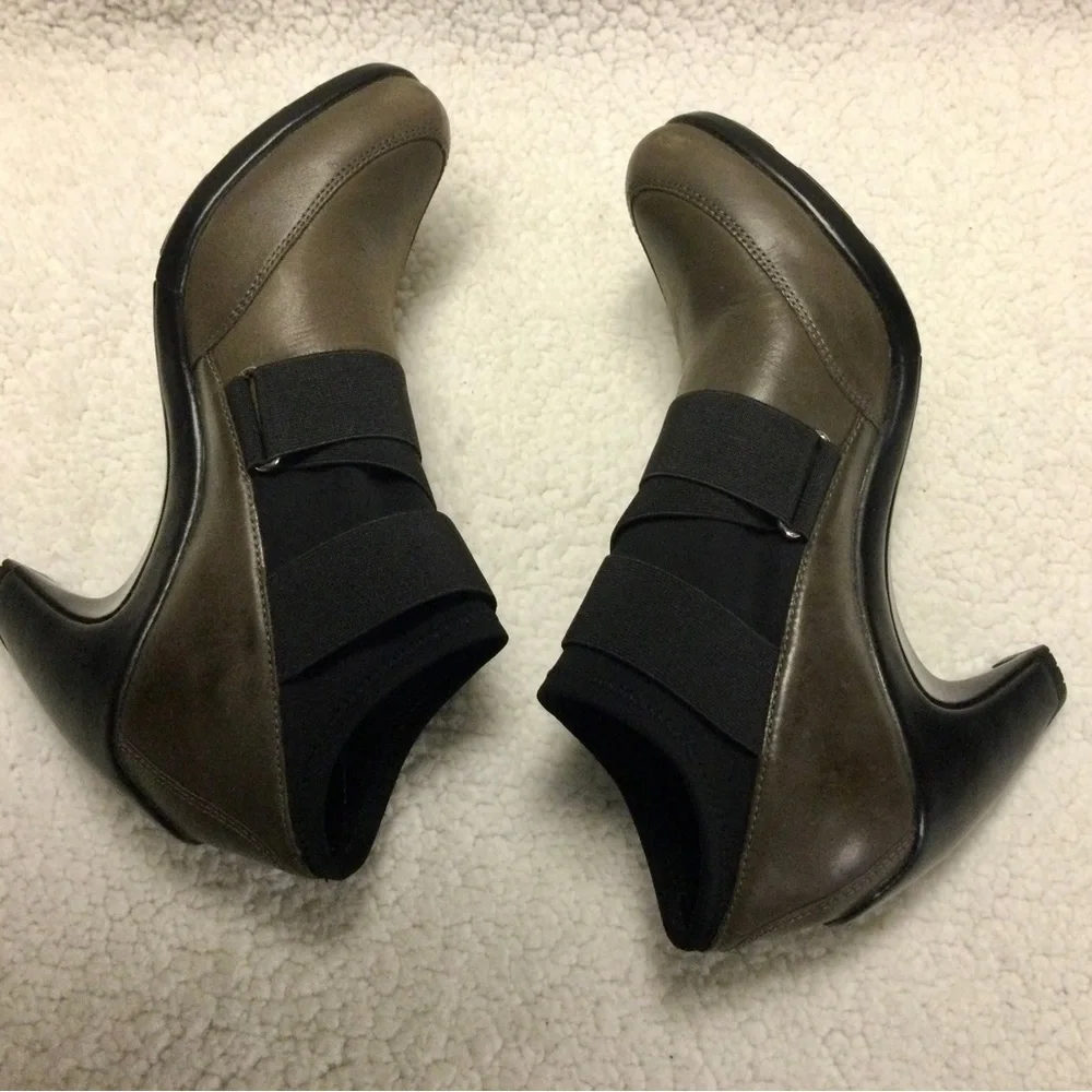 NWOB Aerosoles Cypress Leather Ankle Bootie - Picture 8 of 10